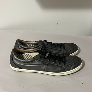 Taos Footwear Dark Gray Leather Sneakers ladies size 9.5